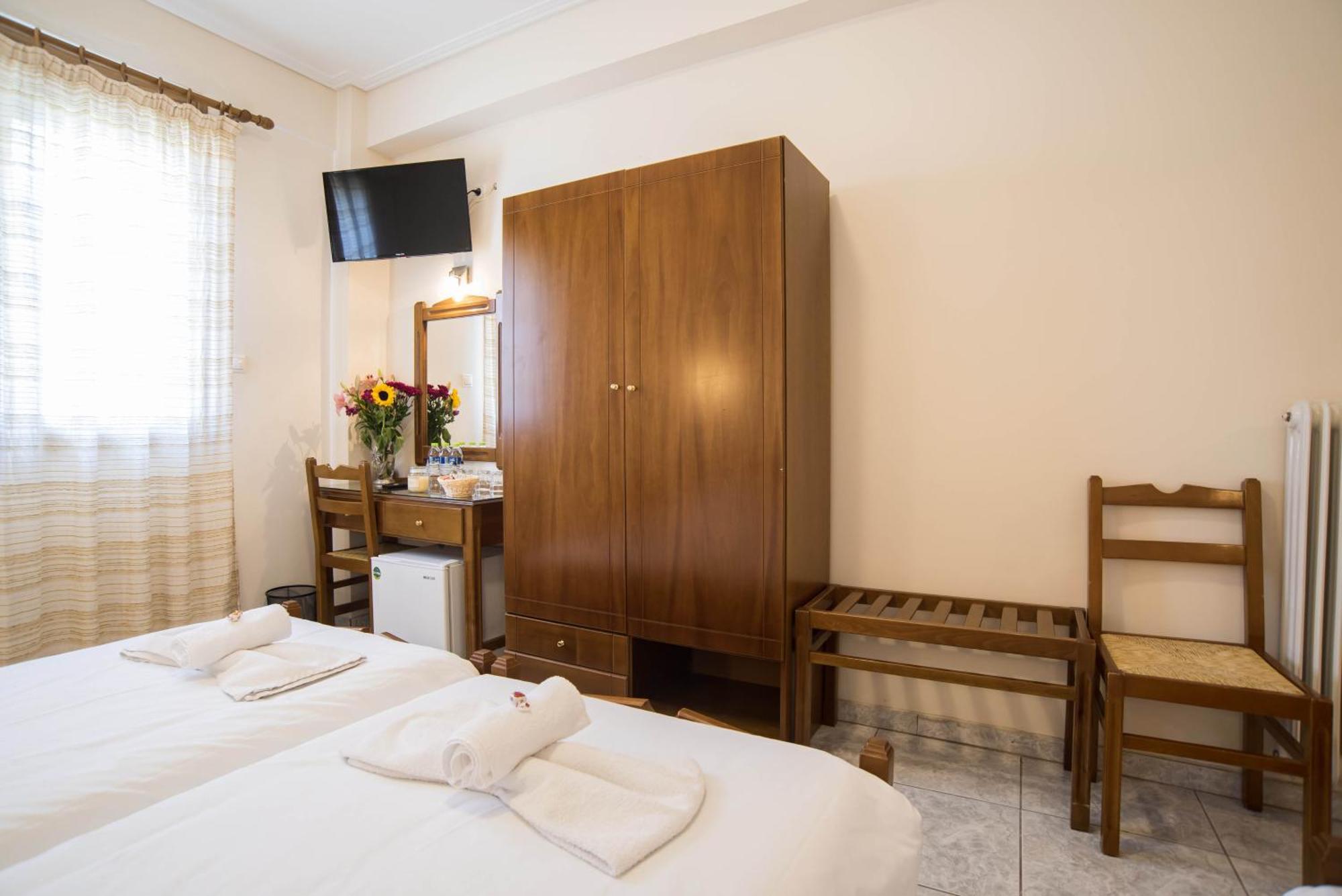 דלפי Tholos Hotel מראה חיצוני תמונה