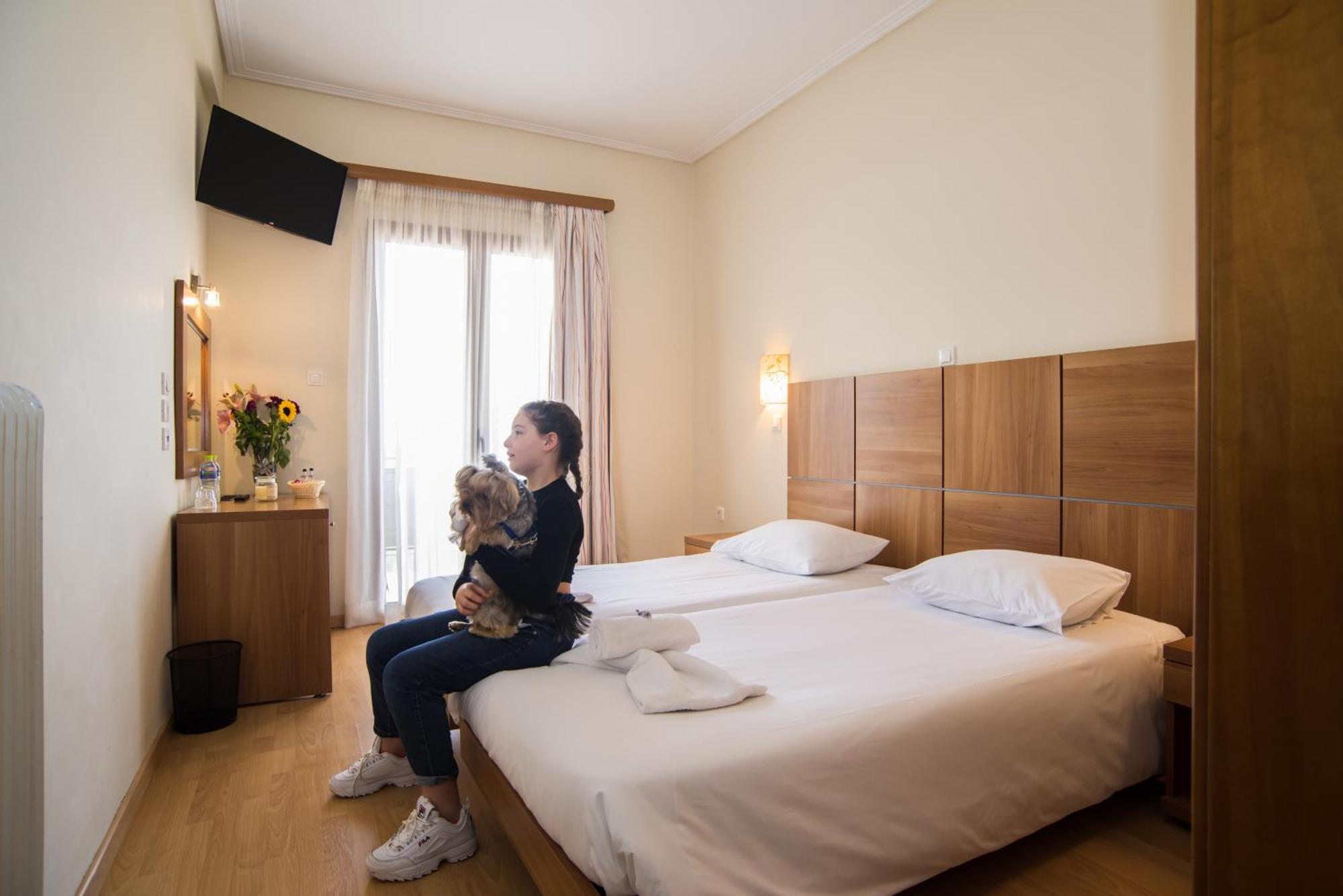 דלפי Tholos Hotel מראה חיצוני תמונה