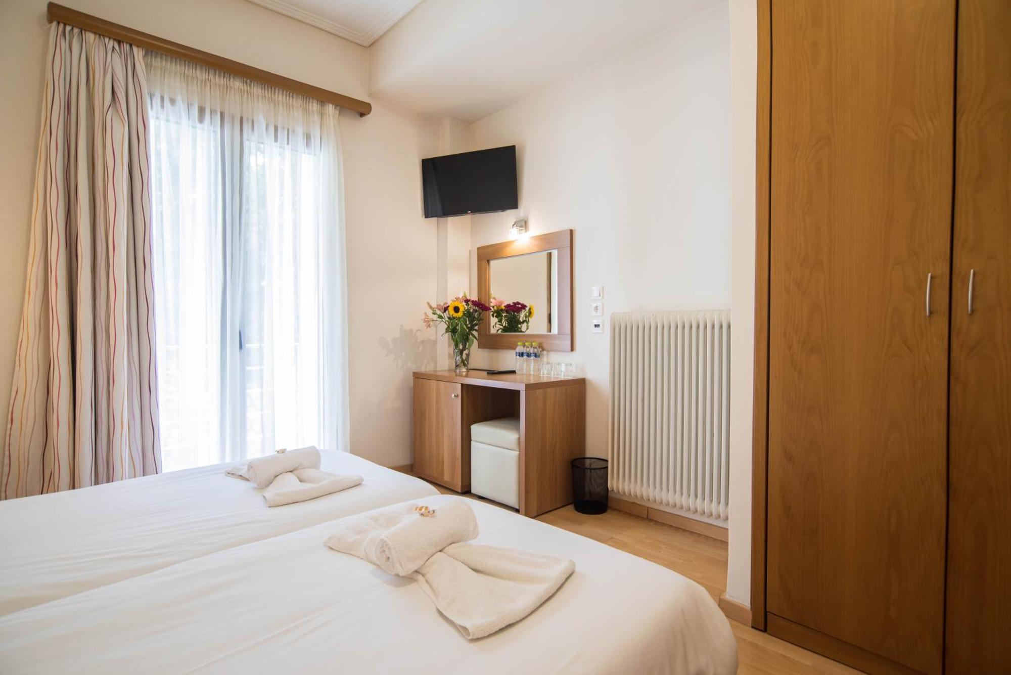 דלפי Tholos Hotel מראה חיצוני תמונה